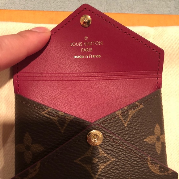 Louis Vuitton Handbags - 🦄New POCHETTE KIRIGAMI🦄